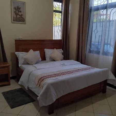Space Lodge And Tours Muleba Εξωτερικό φωτογραφία